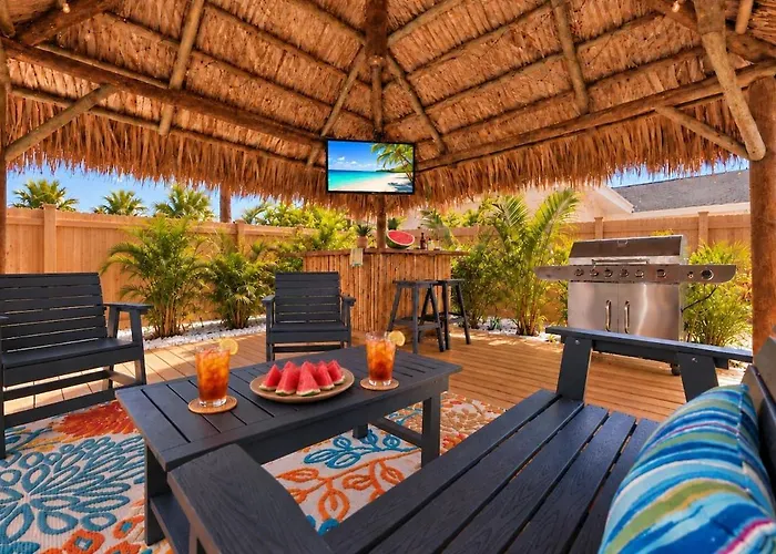 Rare Gulf-front Indian Rocks With Tiki Bar Holiday home