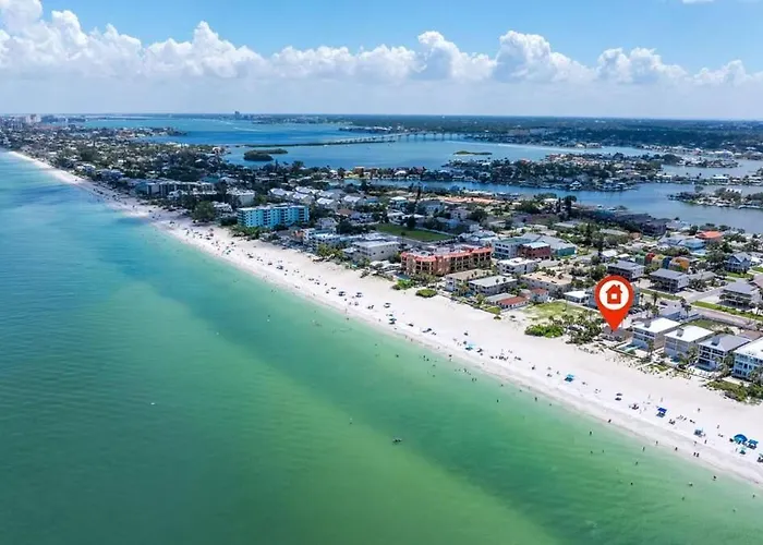 Rare Gulf-front Indian Rocks With Tiki Bar Holiday home